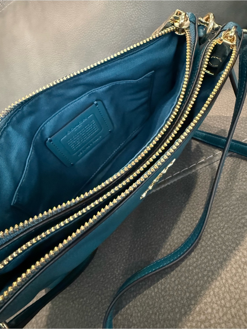 COACH Teal Pebbled Leather Crossbody Wristlet - Picture 5 of 6